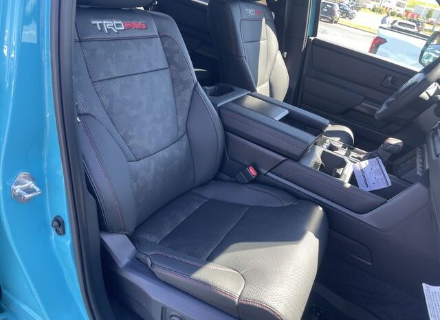 
 Toyota Sequoia full									