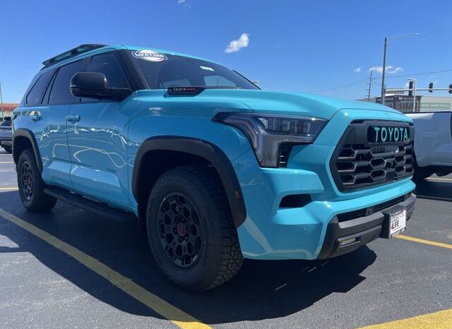 
 Toyota Sequoia full									