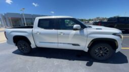 Toyota Tundra Hybrid