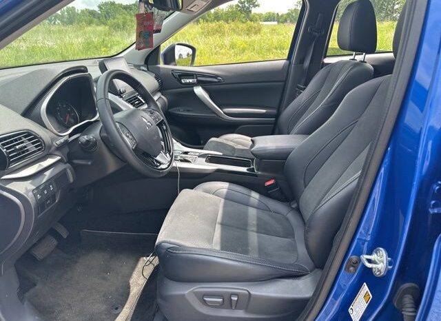 
 Mitsubishi Eclipse Cross full									