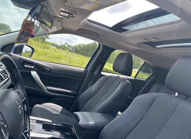 
 Mitsubishi Eclipse Cross full									