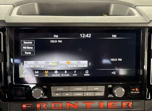 
 Nissan Frontier full									