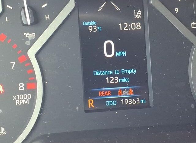
 Toyota Tundra full									