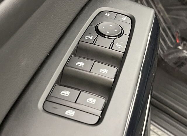 
 Nissan Pathfinder full									