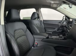 Nissan Pathfinder full