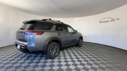 Nissan Pathfinder full