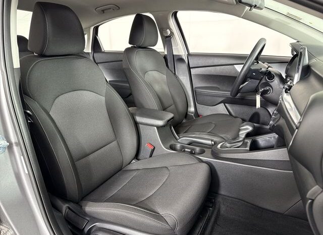 
 Kia Forte full									