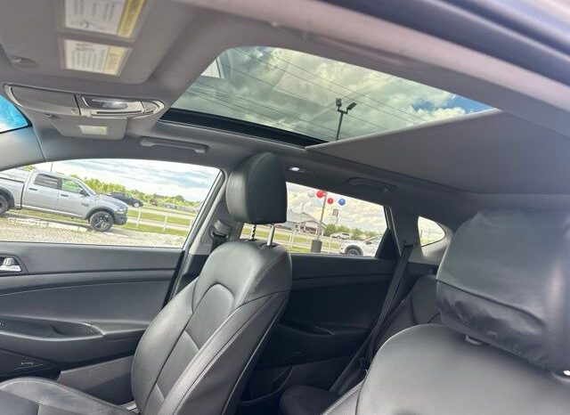 
 Hyundai Tucson full									