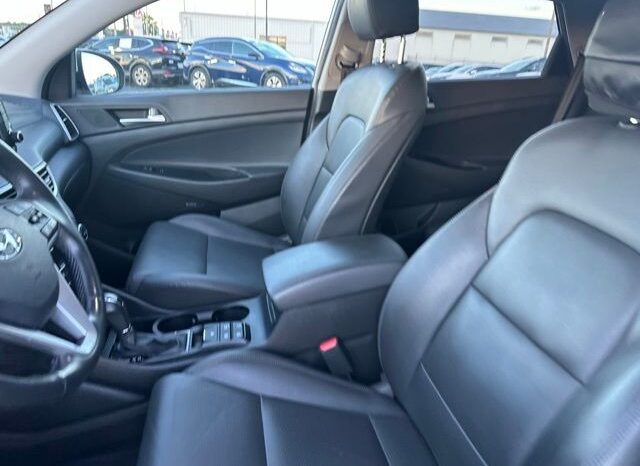 
 Hyundai Tucson full									