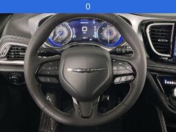 
 Chrysler Pacifica full									