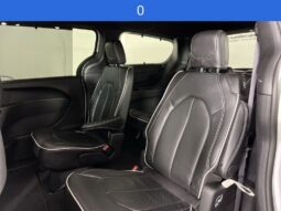 
 Chrysler Pacifica full									
