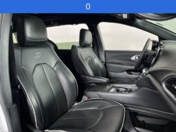 
 Chrysler Pacifica full									