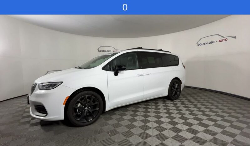 
 Chrysler Pacifica full									