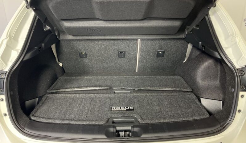
 Nissan Rogue Sport full									