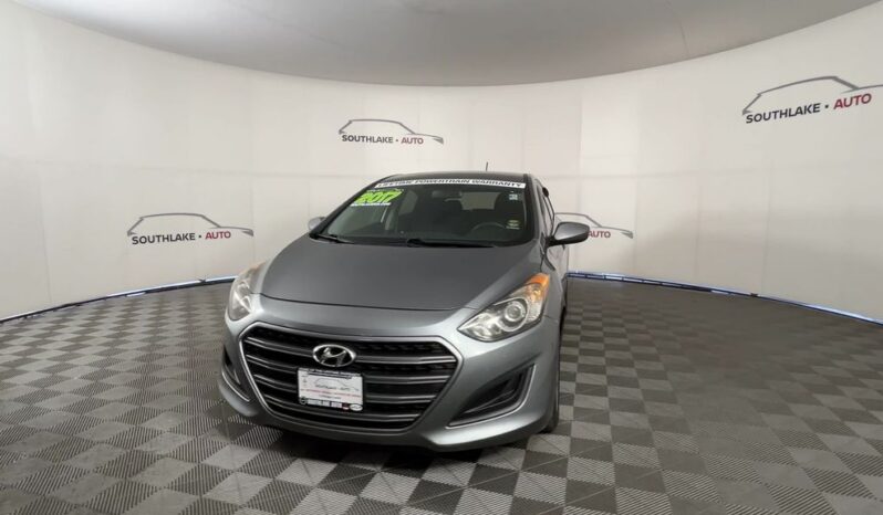 
 Hyundai Elantra GT full									