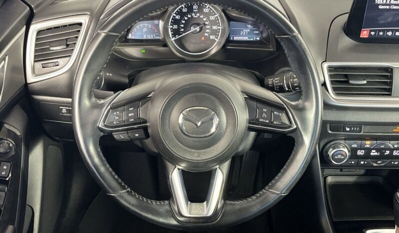 
 Mazda Mazda3 full									