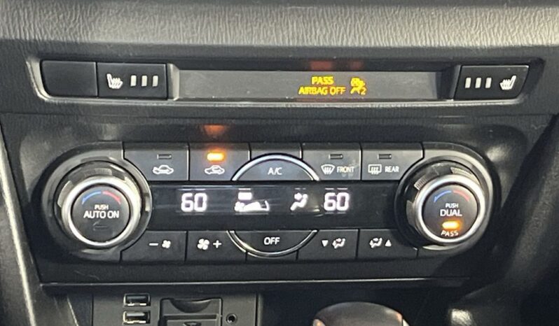 
 Mazda Mazda3 full									