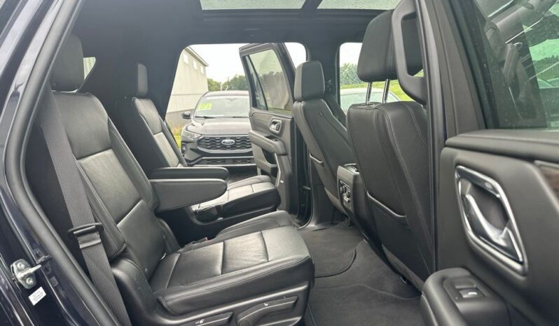 
 Chevrolet Tahoe full									