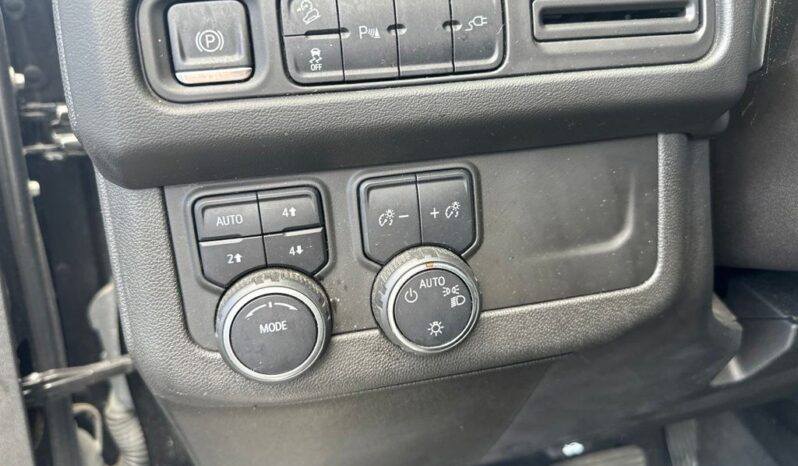 
 Chevrolet Tahoe full									