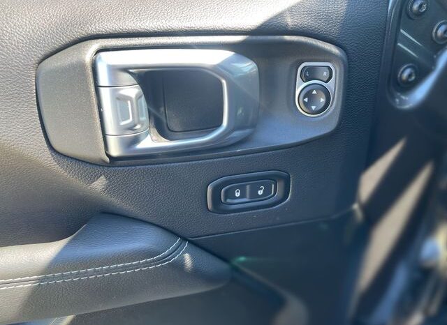 
 Jeep Wrangler full									