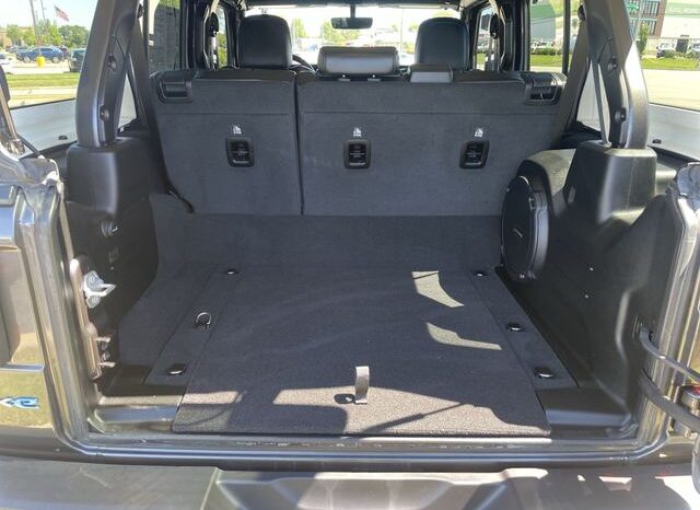 
 Jeep Wrangler full									
