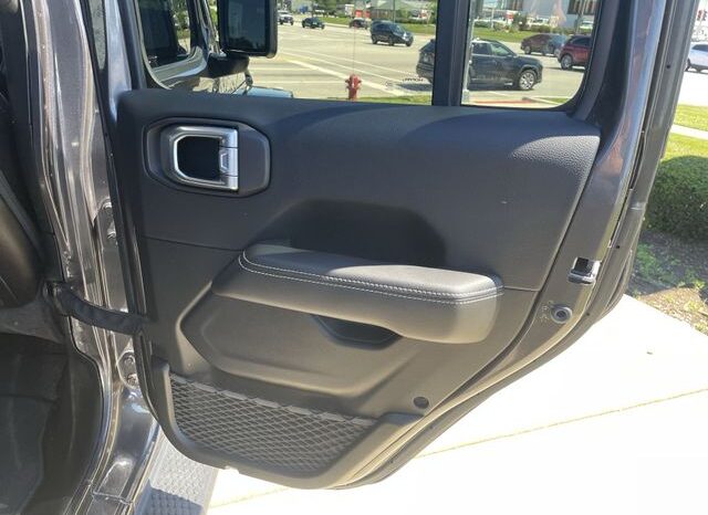 
 Jeep Wrangler full									