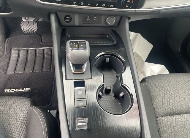 
 Nissan Rogue full									