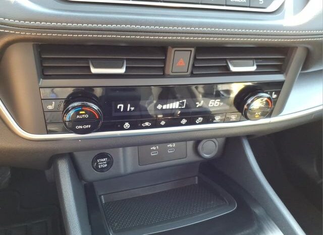 
 Nissan Rogue full									