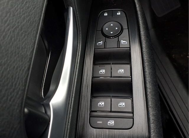 
 Nissan Kicks full									