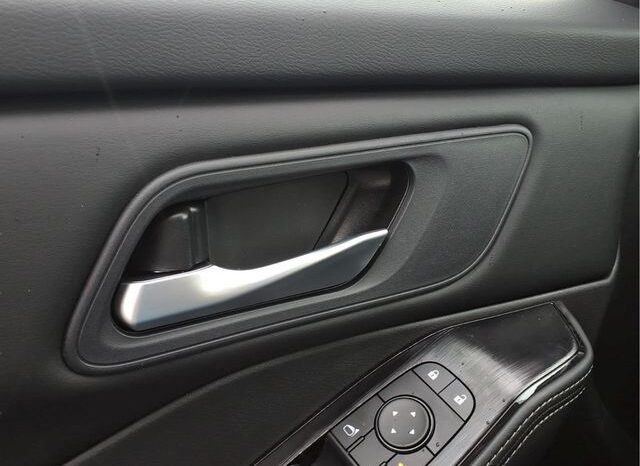 
 Nissan Rogue full									