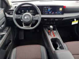 Nissan Kicks full