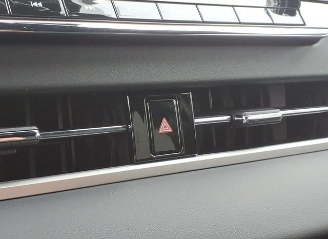 
 Nissan Rogue Plug-In Hybrid full									