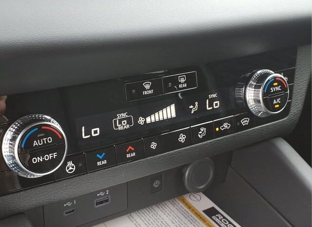 
 Nissan Rogue Plug-In Hybrid full									