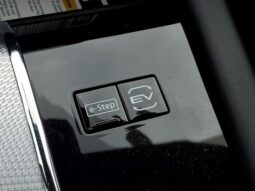 
 Nissan Rogue Plug-In Hybrid full									