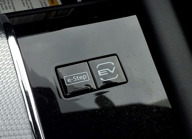 
 Nissan Rogue Plug-In Hybrid full									