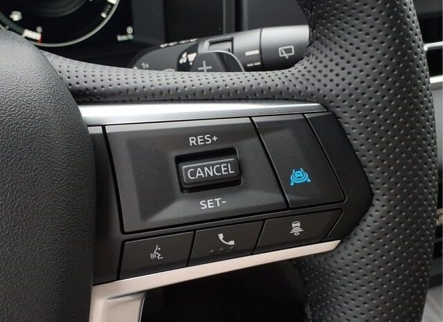
 Nissan Rogue Plug-In Hybrid full									