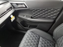 
 Nissan Rogue Plug-In Hybrid full									