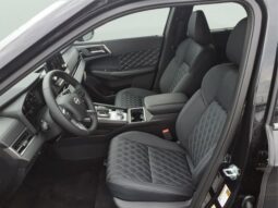 
 Nissan Rogue Plug-In Hybrid full									