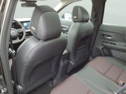 
										Nissan Kicks full									