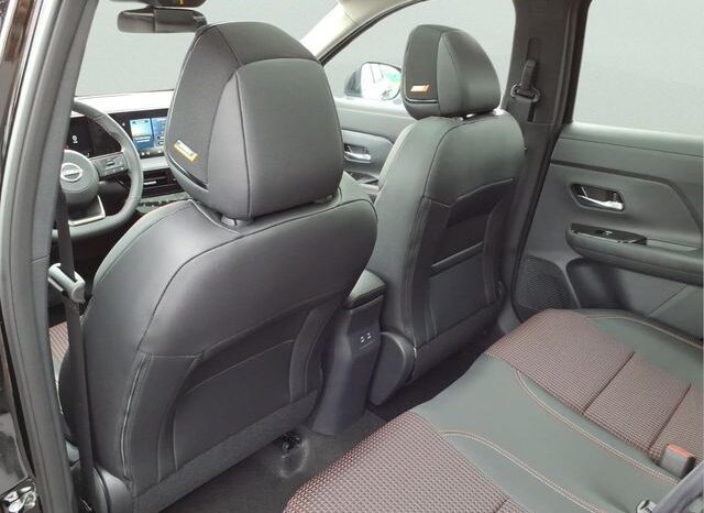 
								Nissan Kicks full									