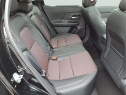 
										Nissan Kicks full									