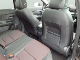 
										Nissan Kicks full									