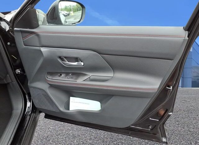 
								Nissan Kicks full									