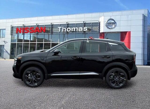 
								Nissan Kicks full									