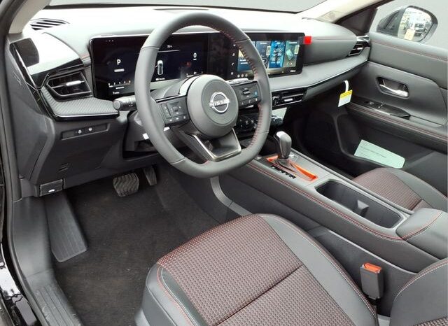 
								Nissan Kicks full									