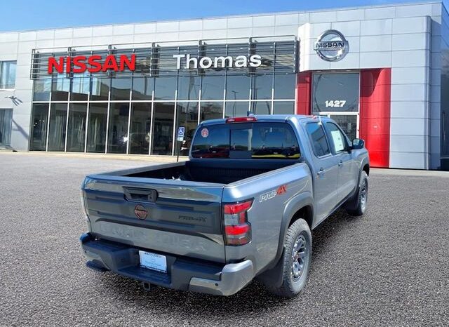 
 Nissan Frontier full									