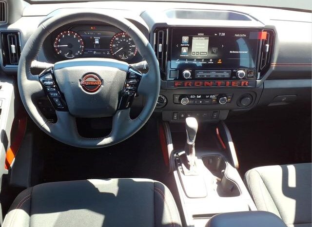 
 Nissan Frontier full									