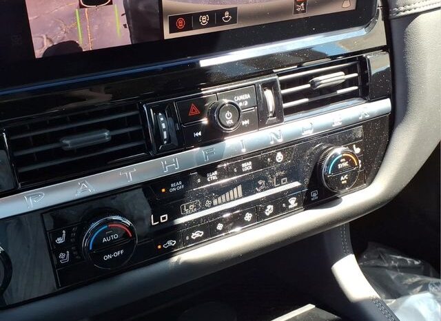 
 Nissan Pathfinder full									