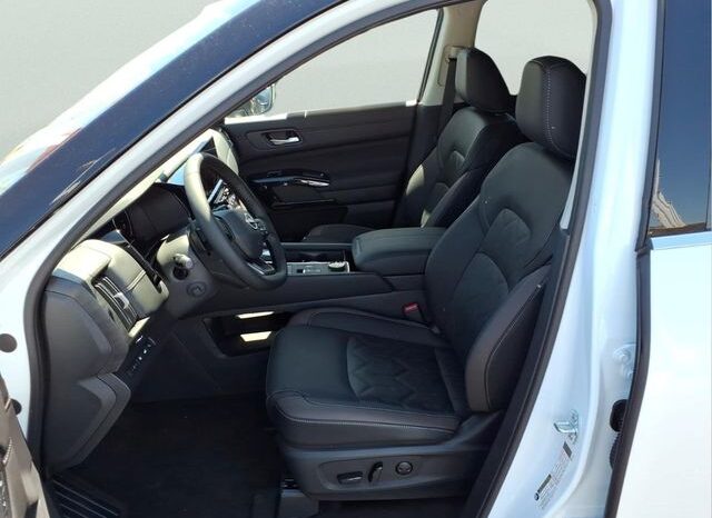 
 Nissan Pathfinder full									
