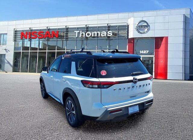 
 Nissan Pathfinder full									
